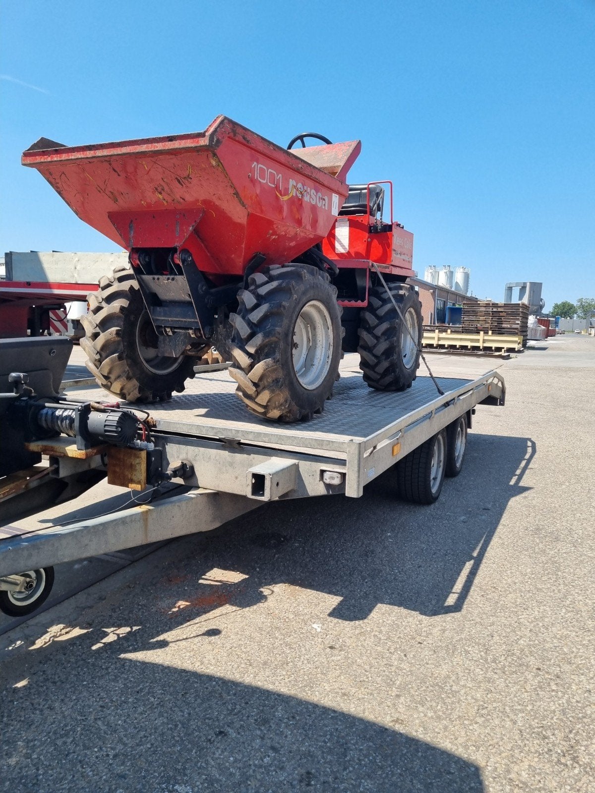 Dumper te huur neuson 1001 hoogkieper, Zakelijke goederen, Machines en Bouw | Kranen en Graafmachines, Ophalen of Verzenden, Graafmachine