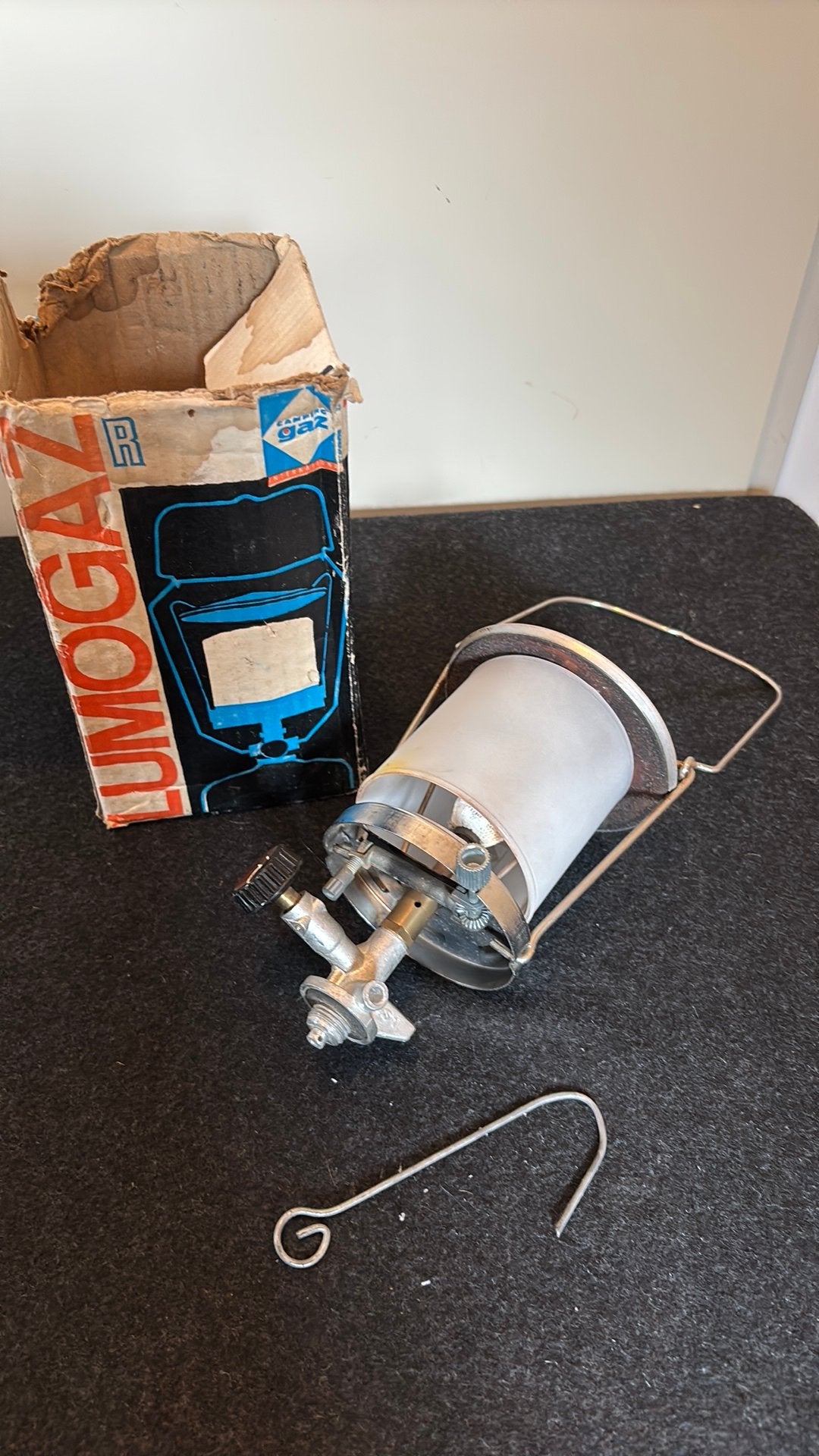Lumogaz campinglicht voor op gasflesje, Ophalen of Verzenden, Zo goed als nieuw, Batterij
