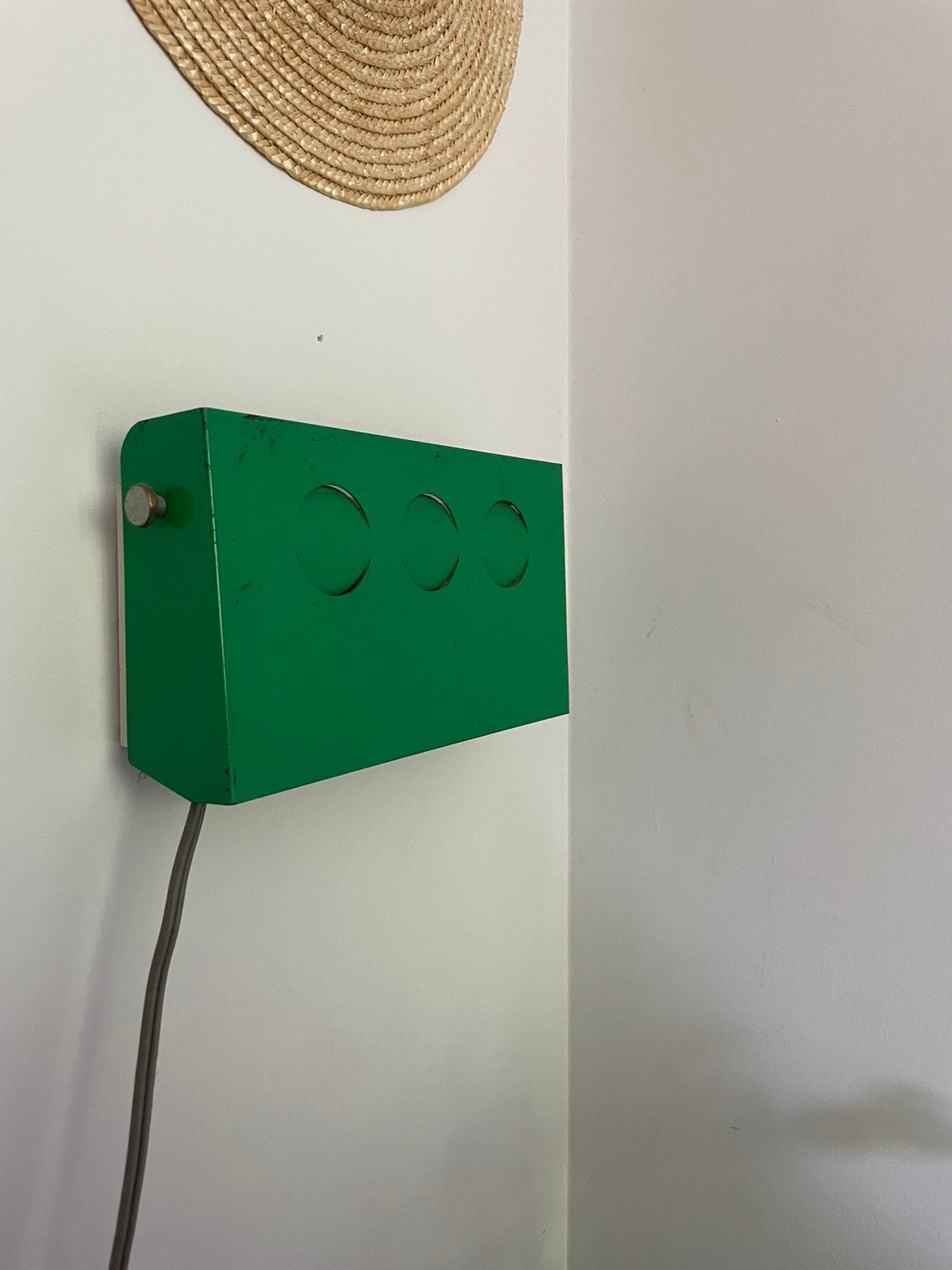 Green vintage metal wall light, Ophalen, Zo goed als nieuw