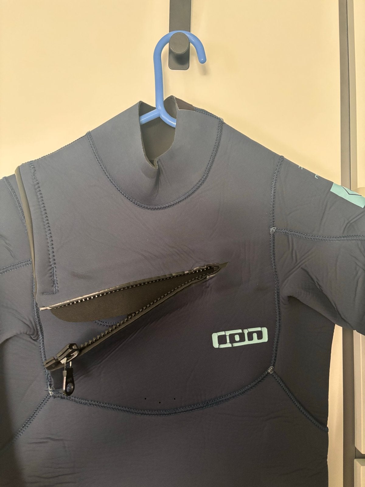 ION Strike Wetsuit 5/4 mm Heren - Maat S (48), Watersport en Boten, Watersportkleding, Ophalen of Verzenden, Zo goed als nieuw