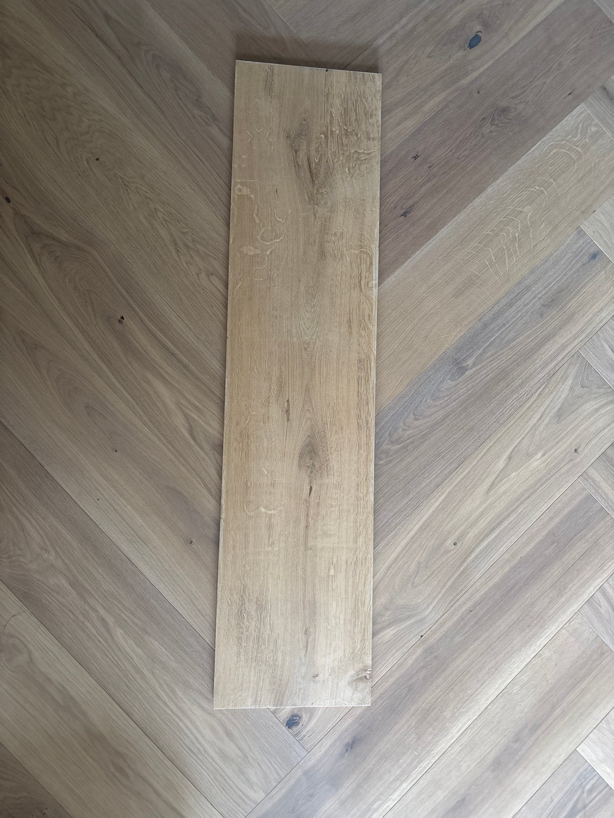 Twee geïmpregneerde houten planken 118x28x2cm, Doe-het-zelf en Verbouw, Minder dan 25 mm, Plank, Ophalen, Geïmpregneerd