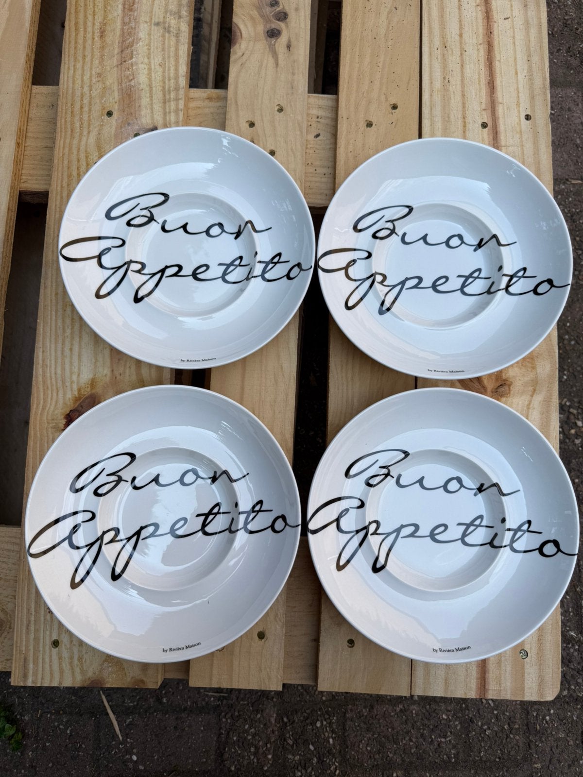 Riviera Maison pastabord Buon appetito (set van 4), Huis en Inrichting, Keuken | Servies, Ophalen, Overige typen, Zo goed als nieuw
