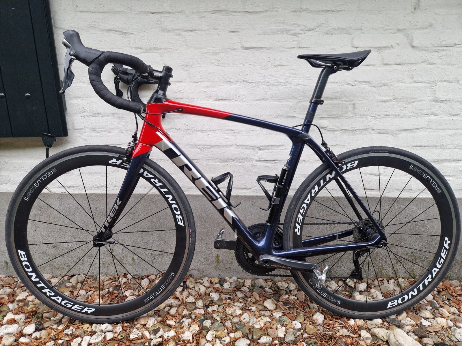 Trek Domane SLR racefiets, Ultegra, Bontrager wielen, 28 inch, Carbon, Velgrem, Zo goed als nieuw