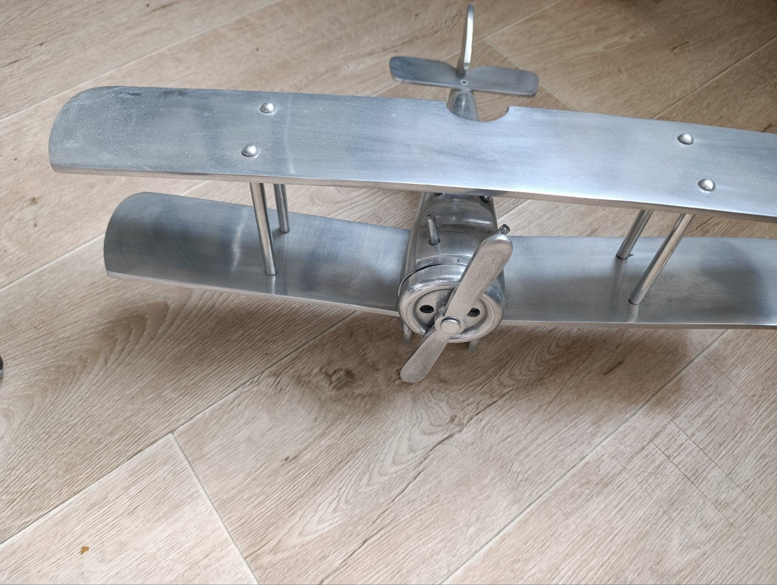 Riviera Maison Dubbeldekker Vliegtuig Decoratie, Hobby en Vrije tijd, Modelbouw | Vliegtuigen en Helikopters, Ophalen, Zo goed als nieuw