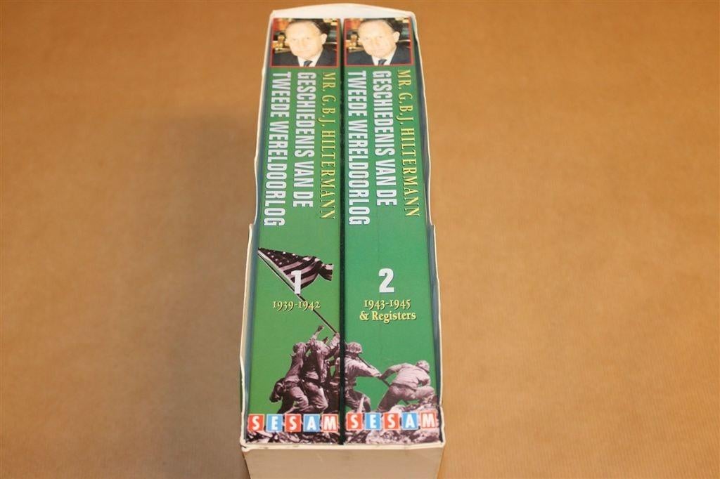 Sesam WOII Geschiedenis — 2 Delen Compleet in Cassette, Boeken, Oorlog en Militair, Ophalen of Verzenden, Tweede Wereldoorlog