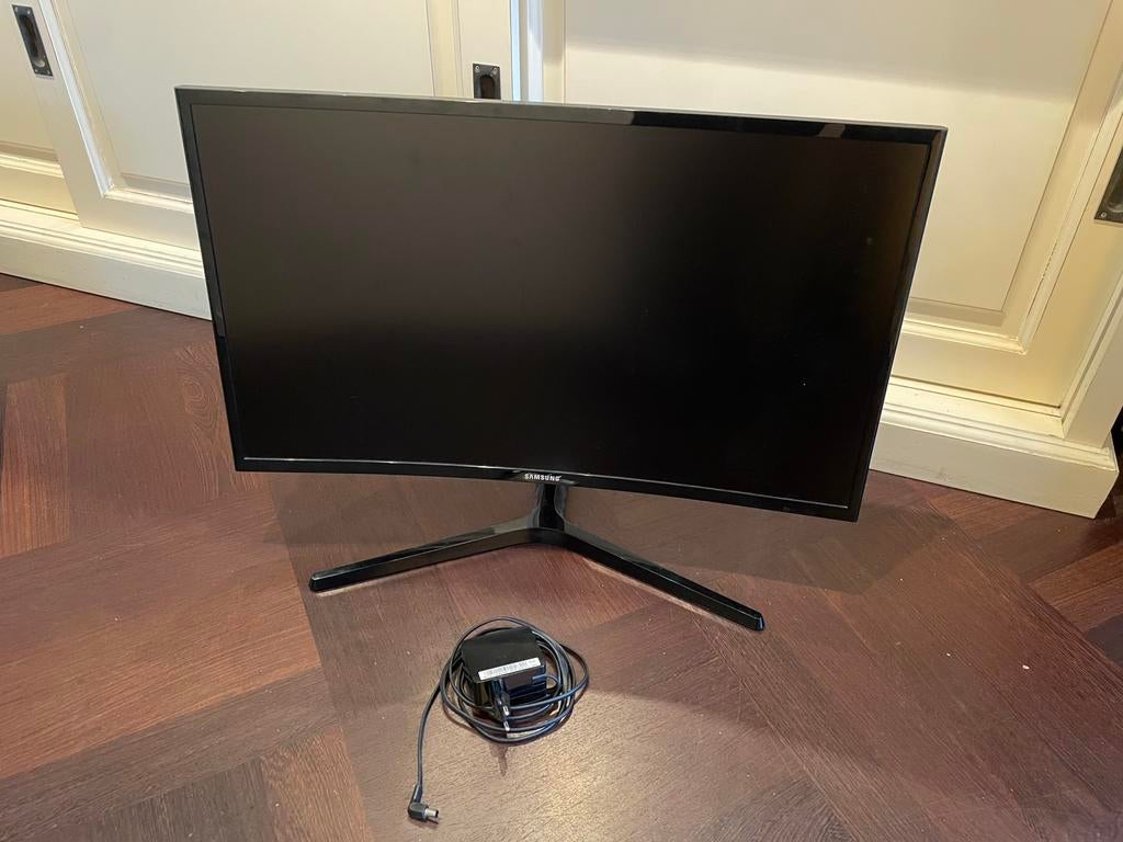 Samsung 27 inch FHD curved monitor - C27F396FHU, Ophalen, Zo goed als nieuw, Full HD, 60 Hz of minder