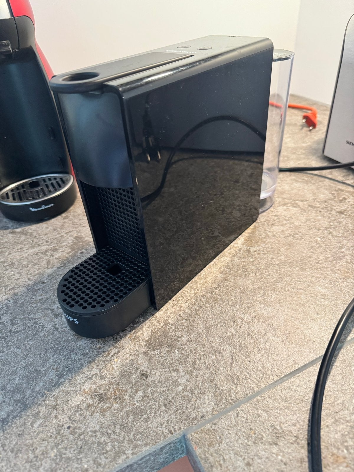 Krups Nespresso Mini - Zo goed als nieuw, Ophalen, Espresso apparaat, Zo goed als nieuw, Koffiepads en cups