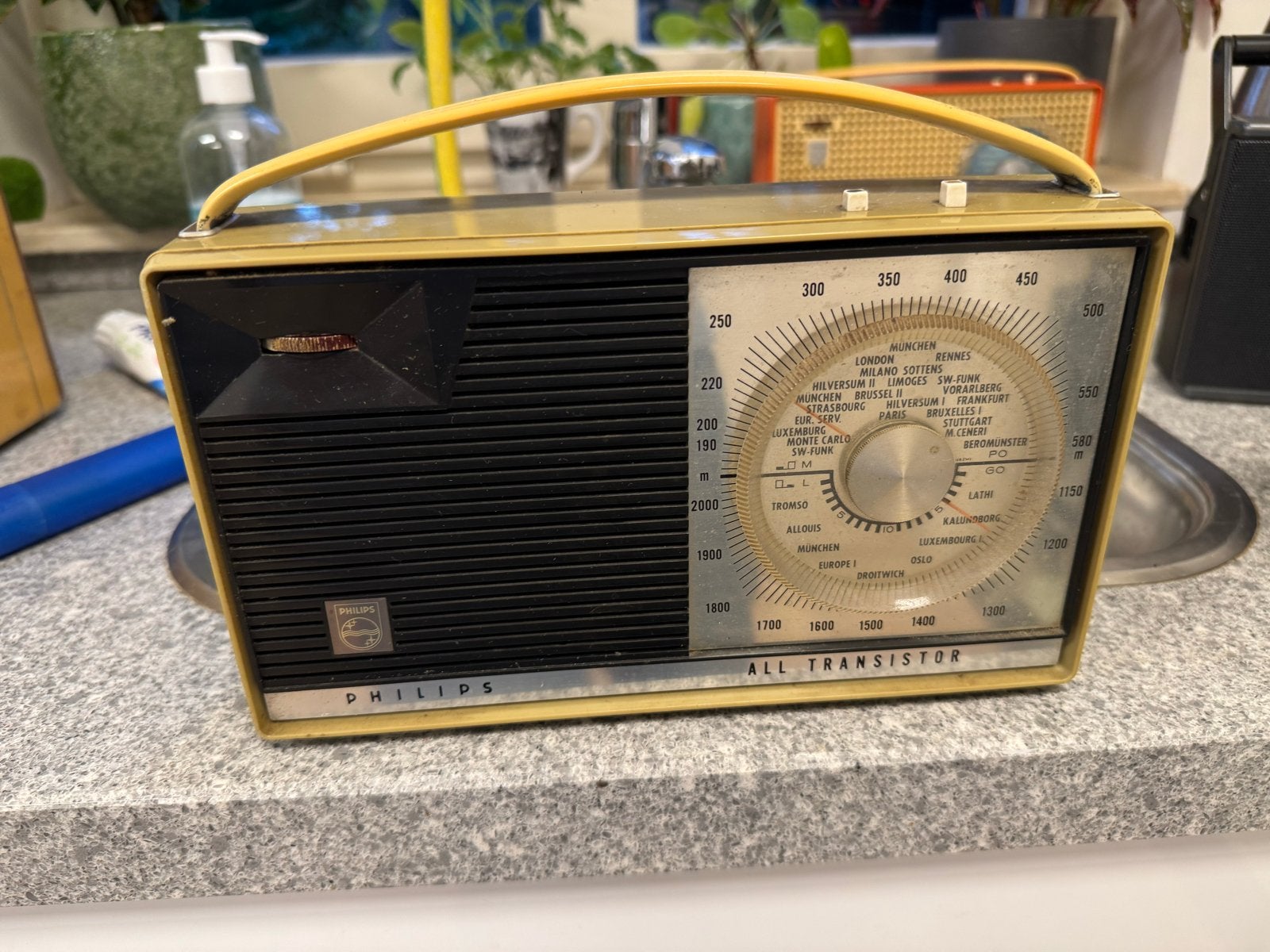 Philips Transistorradio Jaren '60 - Decoratie vw Bus/Kever, Ophalen of Verzenden, Niet werkend, Transistorradio
