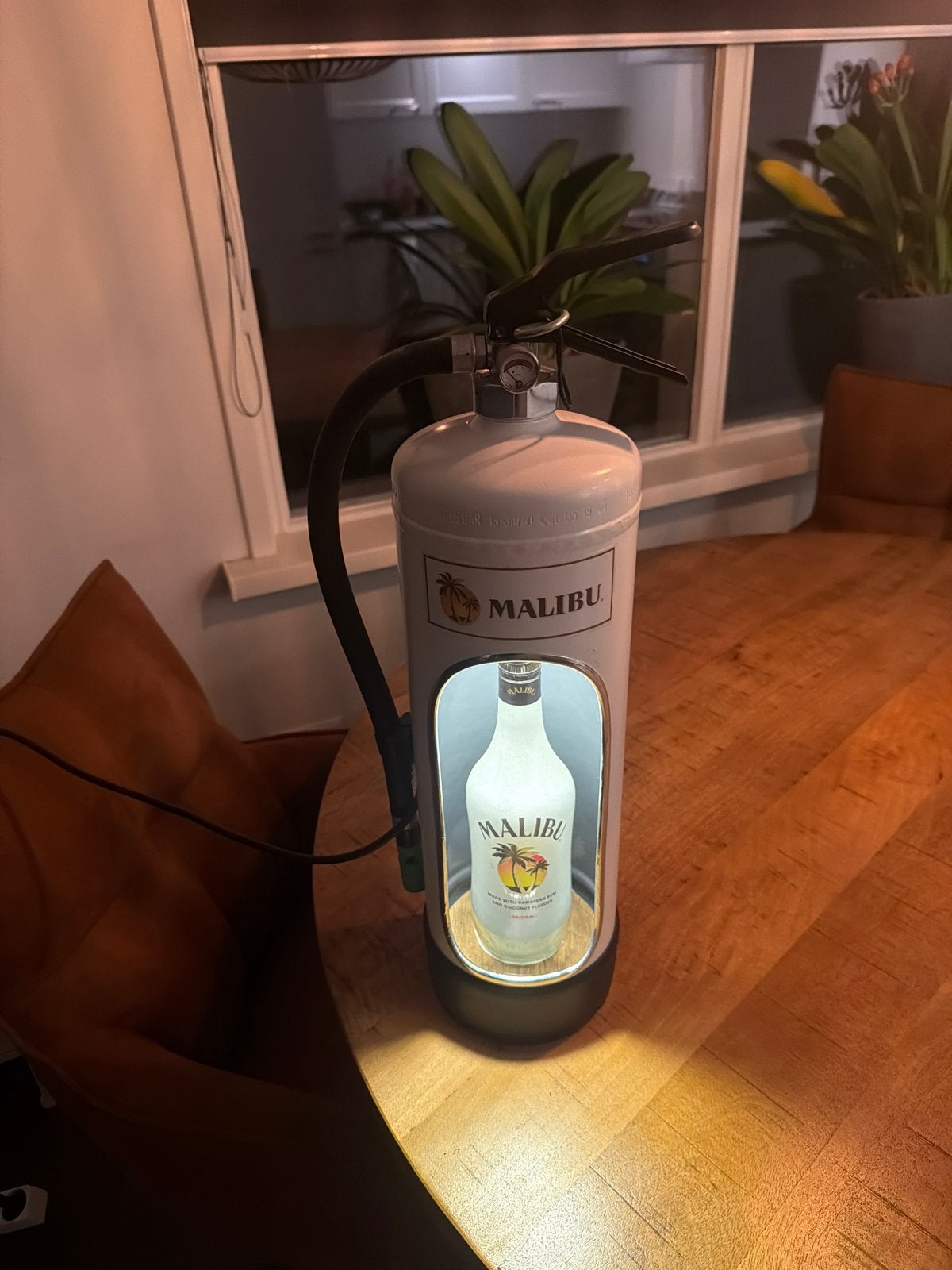 Malibu brandblusser lamp - Unieke sfeerverlichting, Ophalen, Zo goed als nieuw, Wit, Metaal