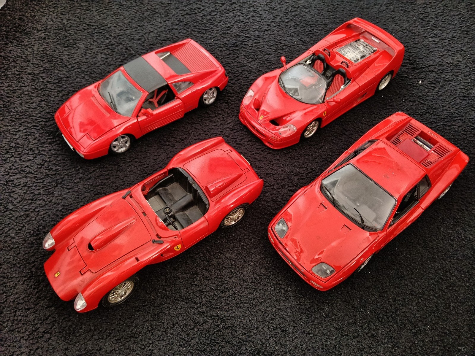 4x Ferrari modelauto's schaal 1:18, Ophalen of Verzenden, Gebruikt, Bburago