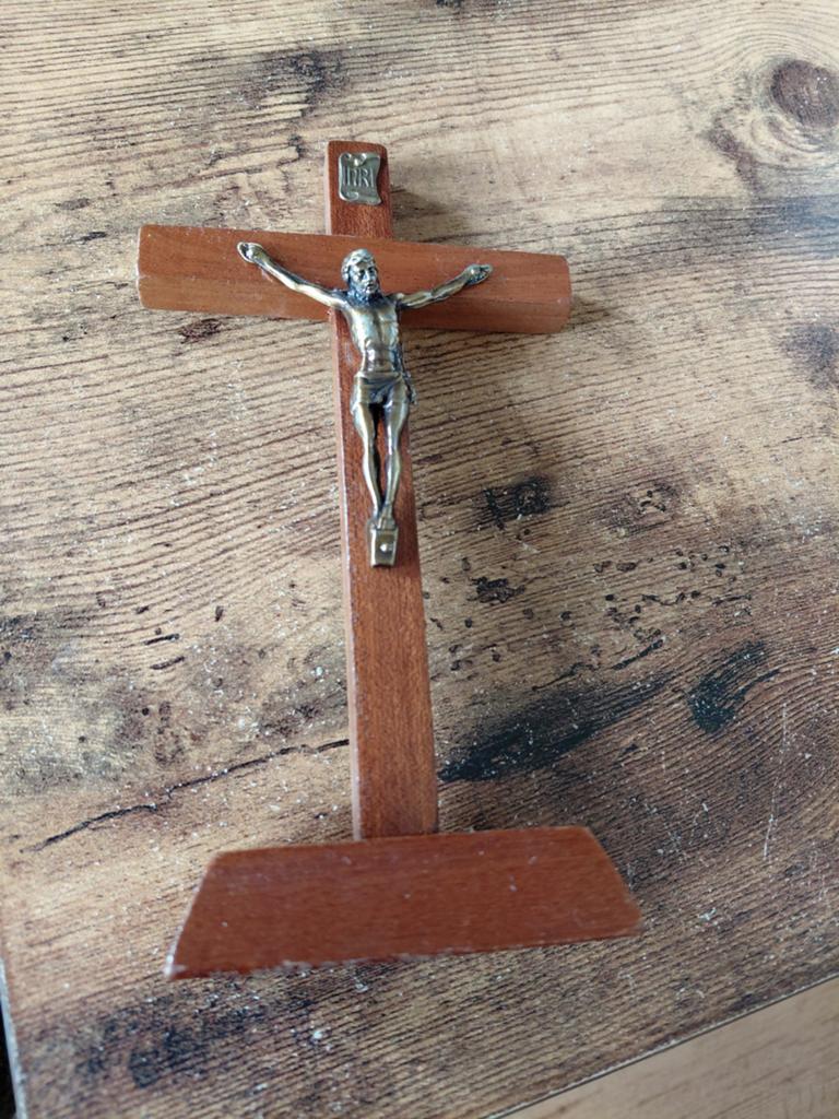Houten kruisbeeld met Jezus figuur, Ophalen of Verzenden