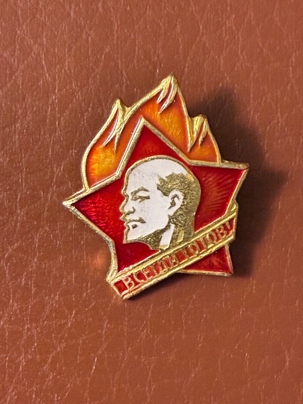 Vintage Lenin Sovjet Unie speld, Verzamelen, Speldjes, Pins en Buttons, Ophalen of Verzenden, Zo goed als nieuw, Stad of Land