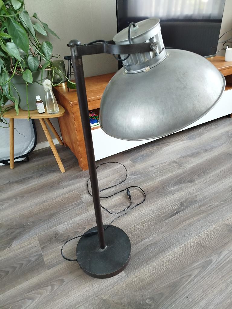Lamp, Huis en Inrichting, Woonaccessoires | Overige, Ophalen, Gebruikt, Overige stijlen, Metaal