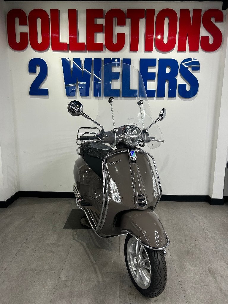 Vespa Primavera 05-2022 Cappuccino Custom IN NIEUWSTAAT, Overige modellen, Ophalen of Verzenden, Zo goed als nieuw, Benzine