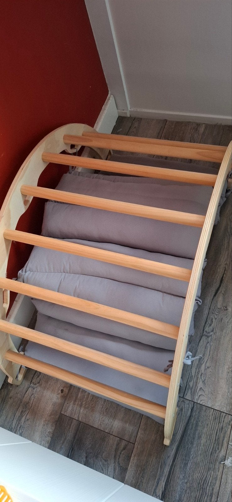 Buxibo klimboog met kussen - Montessori speelgoed, Ophalen, Zo goed als nieuw, Klimwand