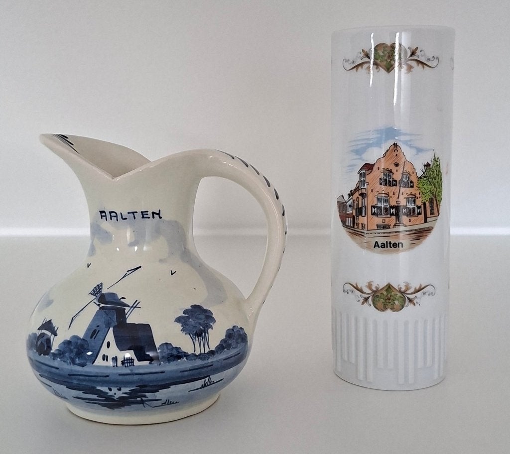 2 Souvenir Vaasjes van Aalten, Ophalen of Verzenden