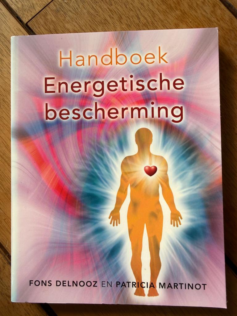 Patricia Martinot - Handboek energetische bescherming, Boeken, Patricia Martinot; Fons Delnooz, Sociale wetenschap, Ophalen of Verzenden