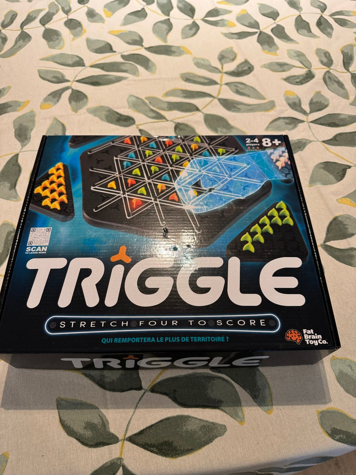 Triggle - officieel bordspel, Een of twee spelers, Ophalen of Verzenden, Zo goed als nieuw