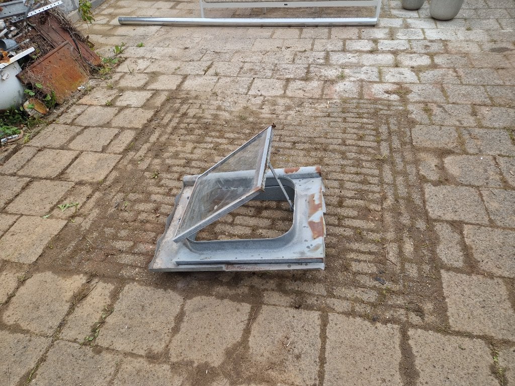 stalen dakraam, Doe-het-zelf en Verbouw, Glas en Ramen, Ophalen, Gebruikt, Minder dan 80 cm, Minder dan 80 cm