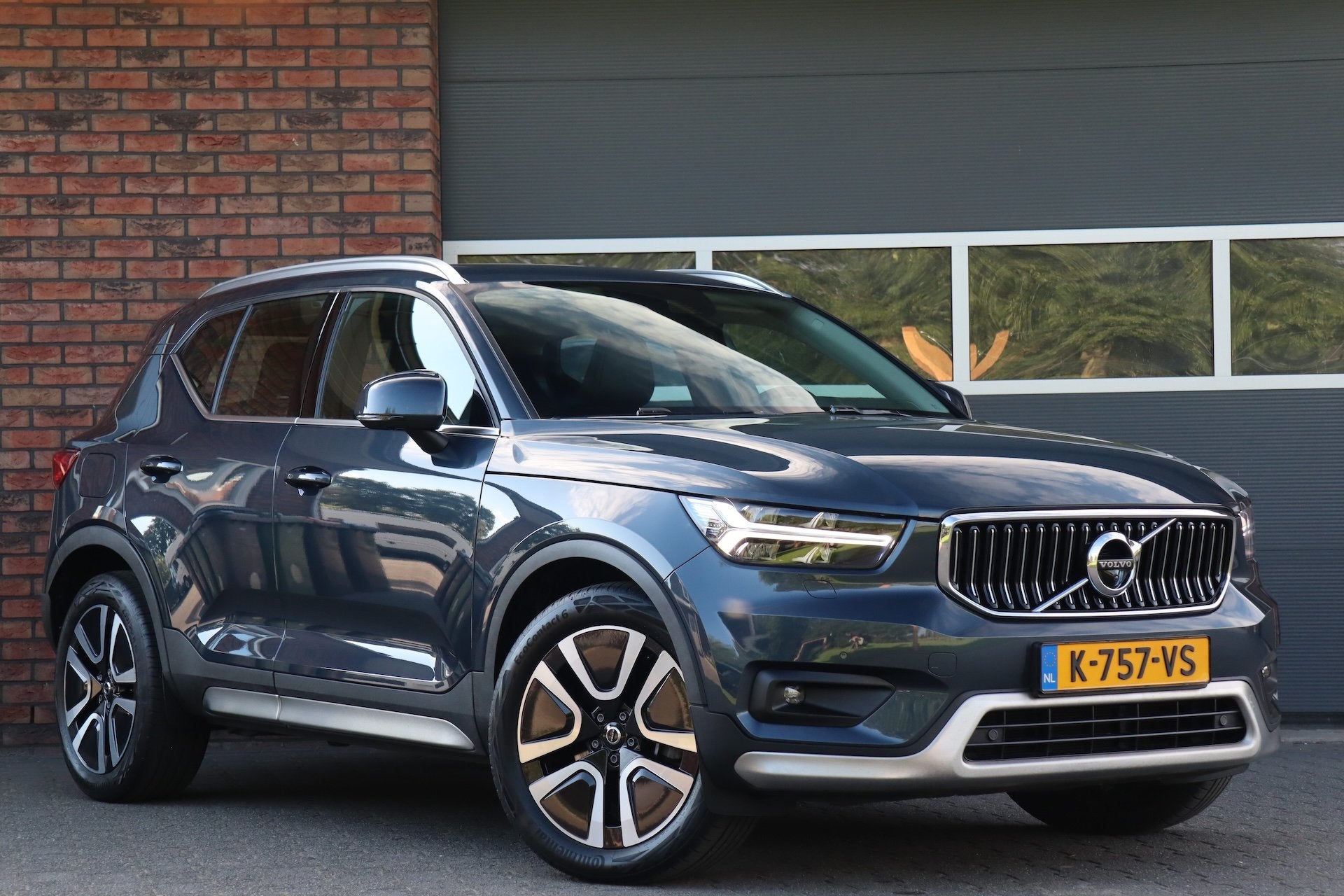 Volvo XC40 2.0 B4 AWD Inscription, Pano, Trekhaak (bj 2021), Auto's, Automaat, 15 km/l, Gebruikt, 4 cilinders