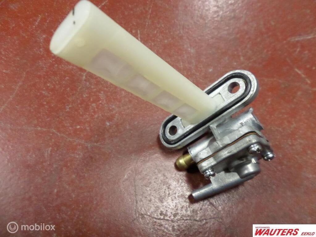 Benzinekraan  GSX1100X NR 44300-45471, SUZUKI, Nieuw, Ophalen of Verzenden