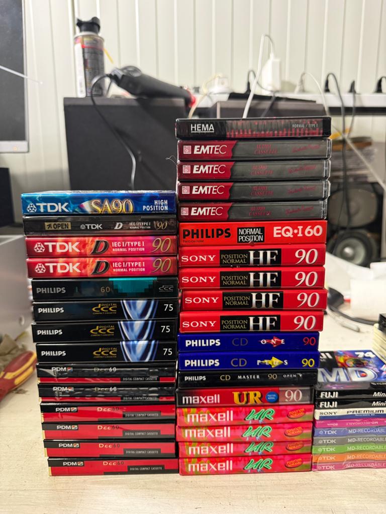 Grote partij Minidisks & bandjes, Cd's en Dvd's, Cassettebandjes, 2 t/m 25 bandjes, Overige genres, Sony, Ophalen of Verzenden