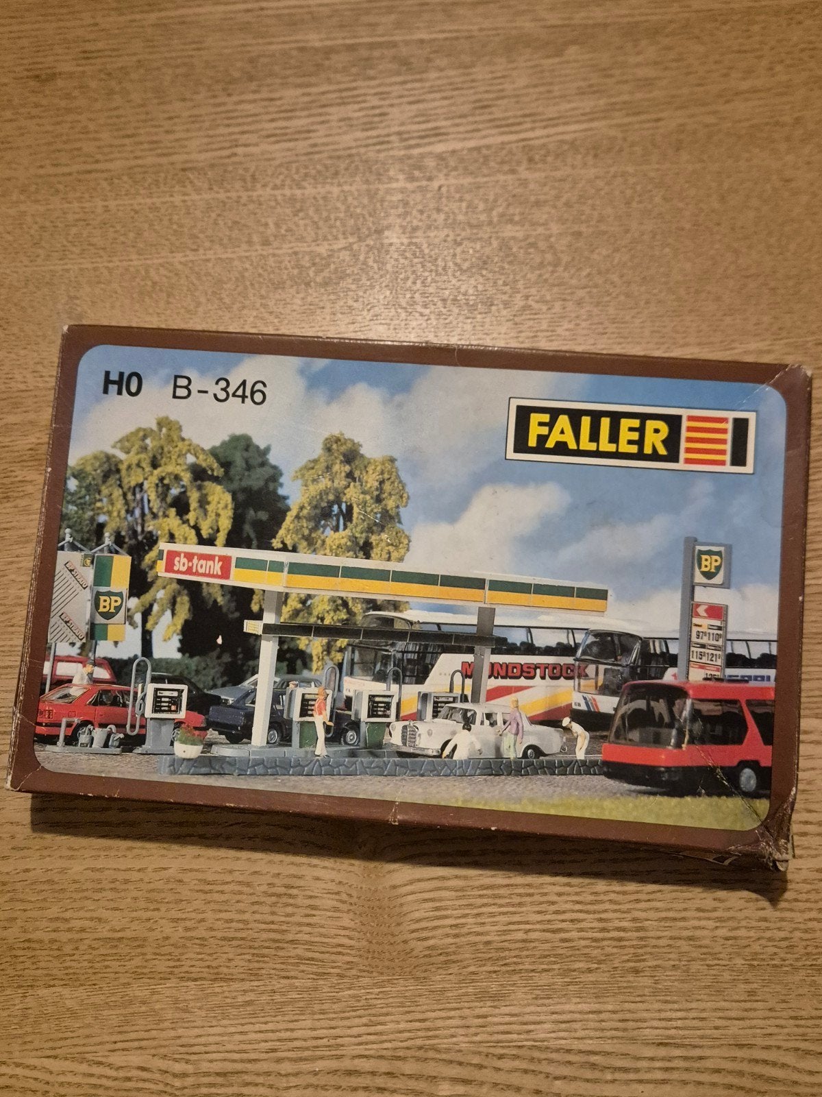 Faller B-346 Benzinepomp BP, Ophalen of Verzenden, Gelijkstroom of Wisselstroom, Brug, Tunnel of Gebouw, Overige merken