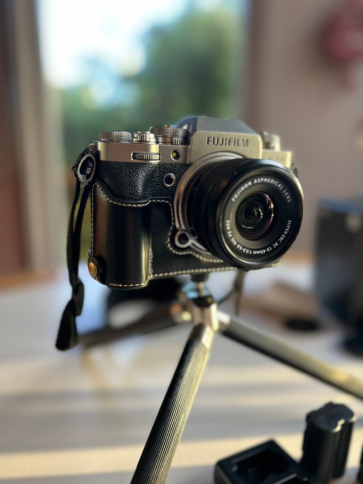 Fujifilm X-T4 zilver  en 15-45 mm zoomobjectief, Audio, Tv en Foto, Fujifilm, Zo goed als nieuw, Accu, Fujifilm