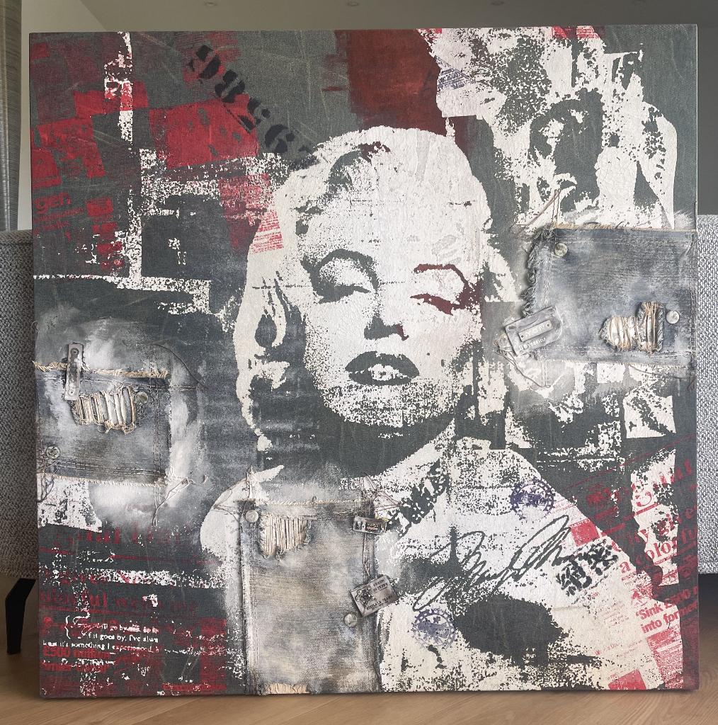 Kunstwerk Marilyn Monroe, Ophalen