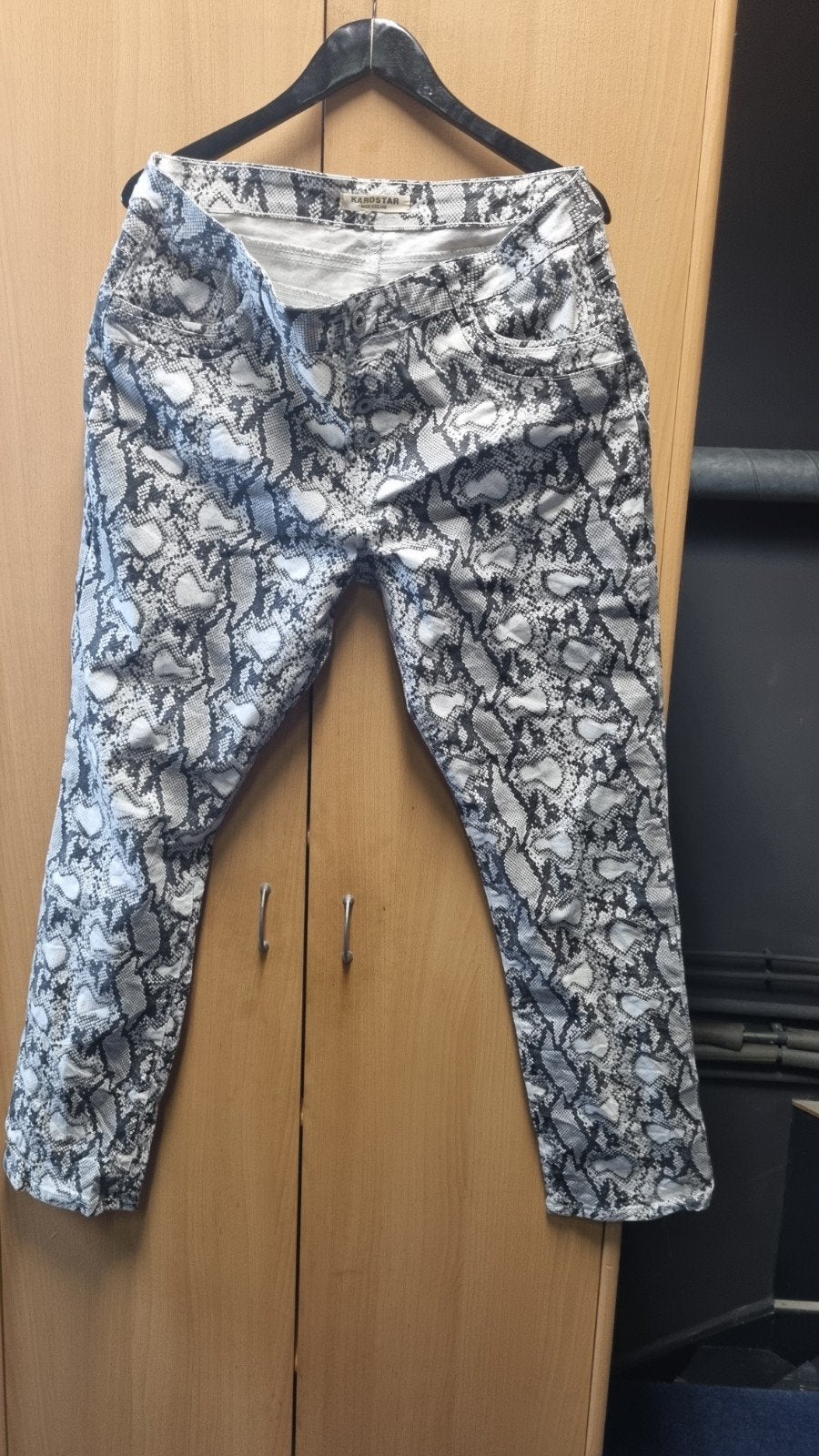 Karostar broek maat 48 - Zo goed als nieuw, Overige kleuren, Maat 46/48 (XL) of groter, Nieuw, Ophalen of Verzenden