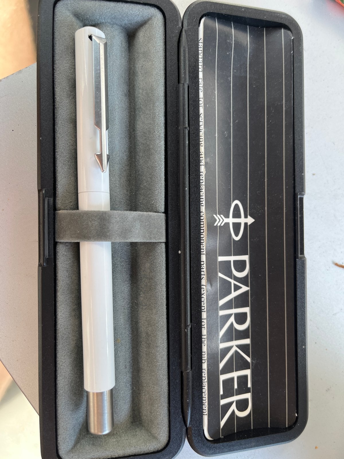 Parker Vulpen - Wit met zilveren accenten, Ophalen, Parker, Met doosje, Zo goed als nieuw