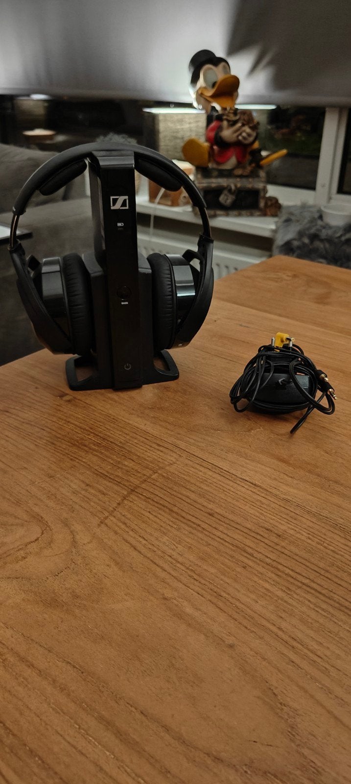 Sennheiser RS165 draadloze hoofdtelefoon met laadstation, Audio, Tv en Foto, Koptelefoons, Ophalen, Gebruikt, Sennheiser, Over-ear