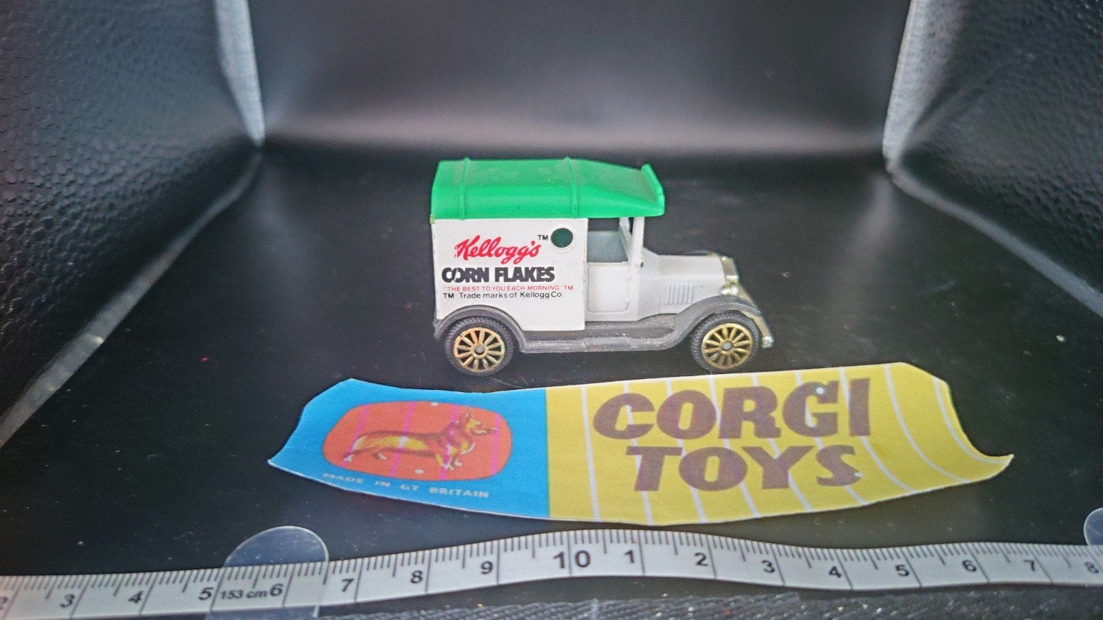 Corgi T-Ford Van Kellogg's Corn Flakes, Hobby en Vrije tijd, Ophalen of Verzenden, Zo goed als nieuw, Auto, Corgi