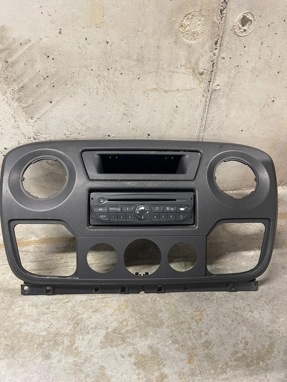 Radio with dashboard for Renault Master 3, Auto-onderdelen, Dashboard en Schakelaars, Ophalen of Verzenden, Renault