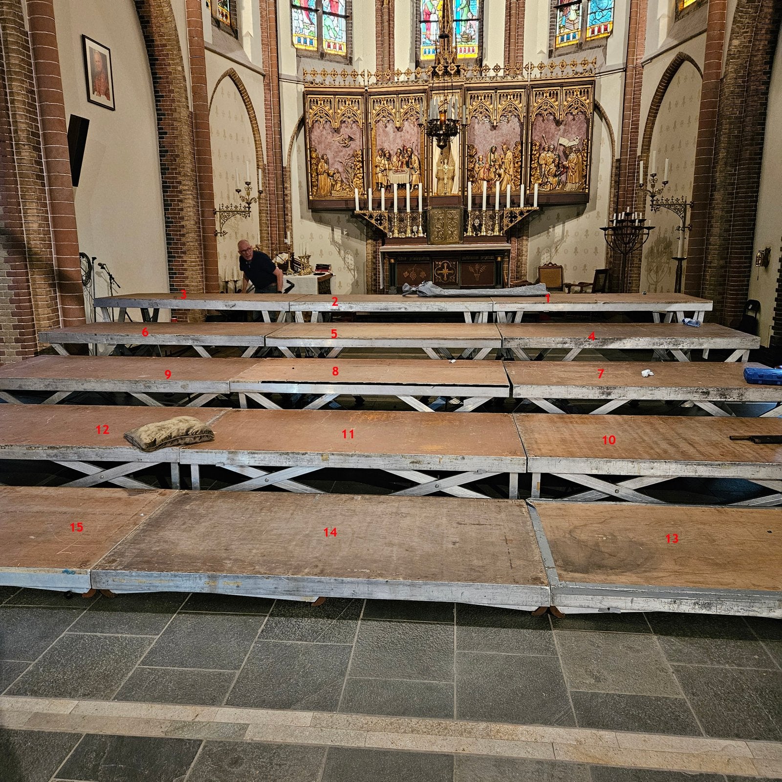 Podium in hoogte verstelbaar, Ophalen, Gebruikt