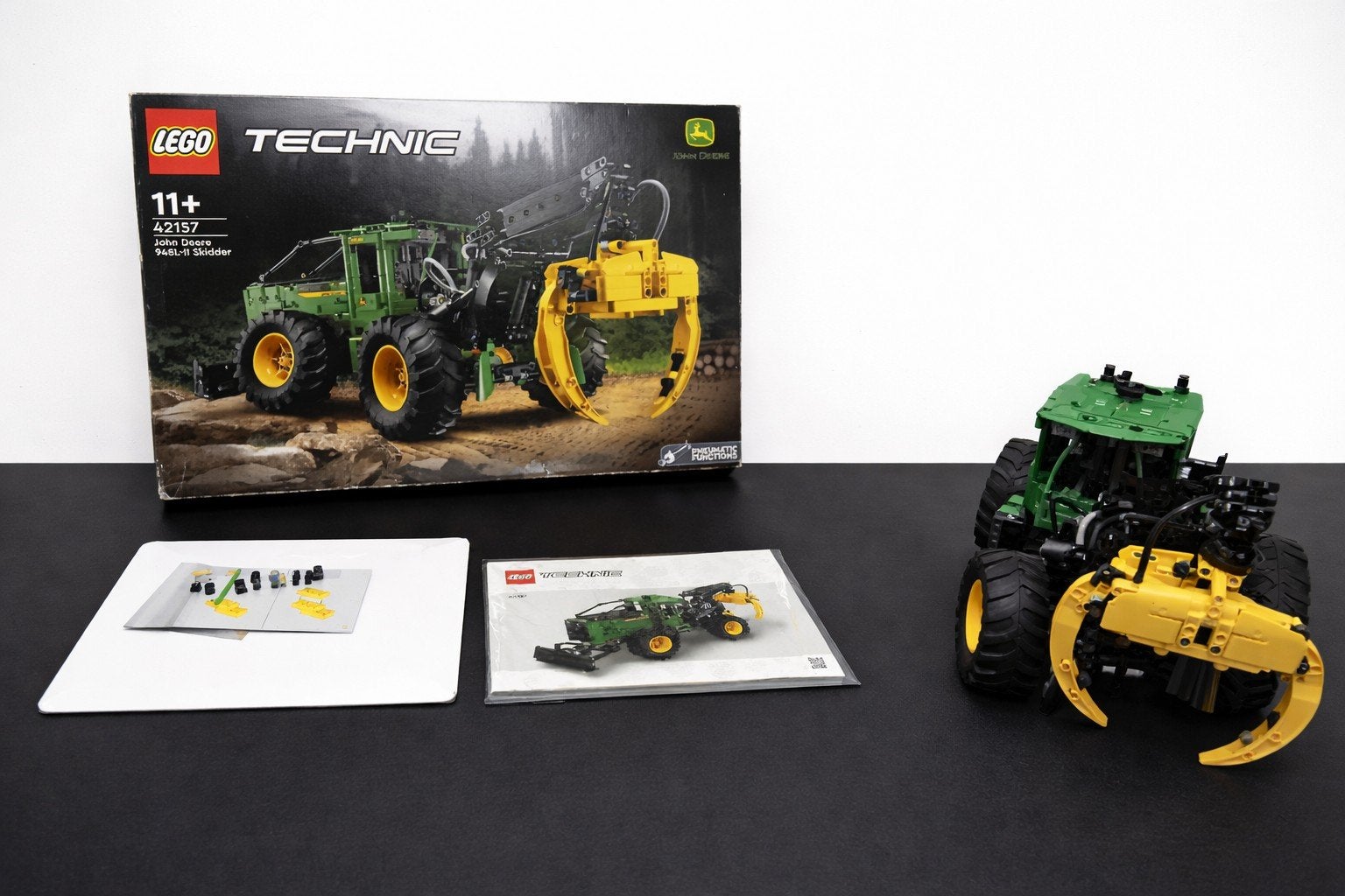 Lego technich 42157, Ophalen of Verzenden, Zo goed als nieuw, Overige merken