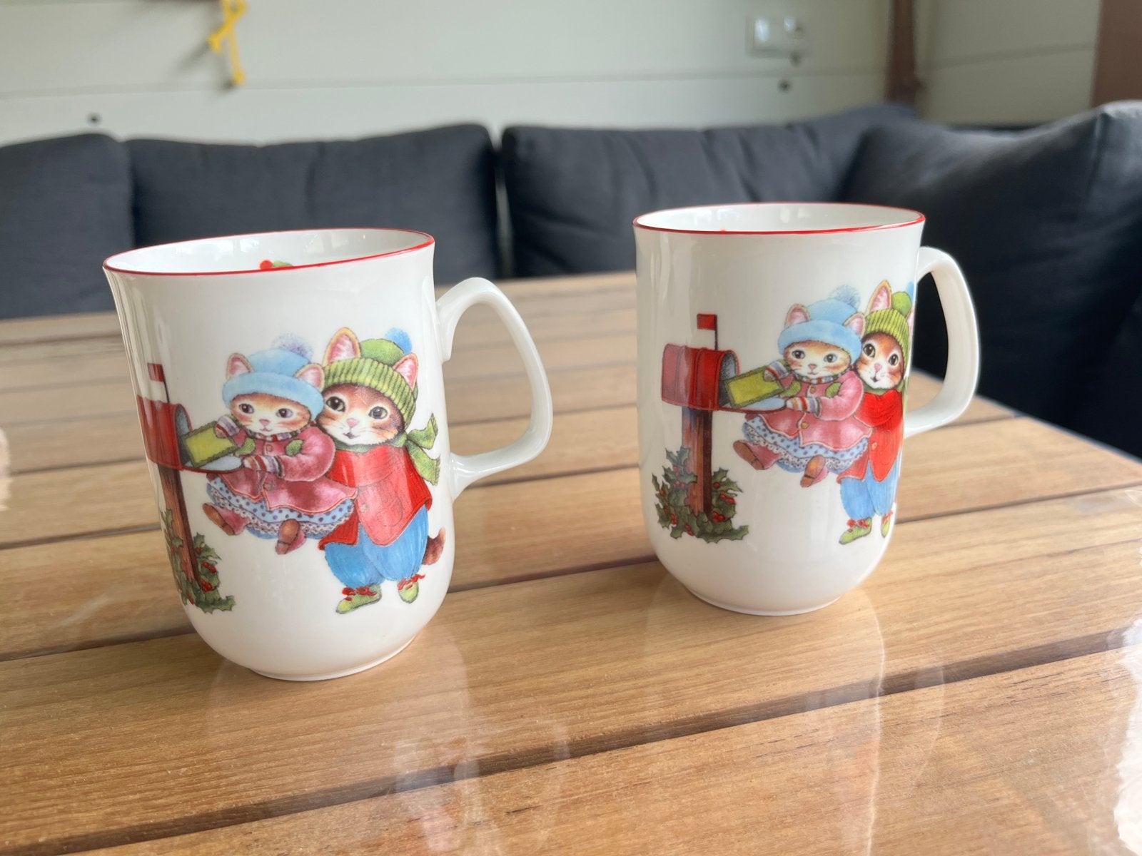2 mokken Bone China Rose of England- Katten afbeelding, Ophalen of Verzenden, Zo goed als nieuw