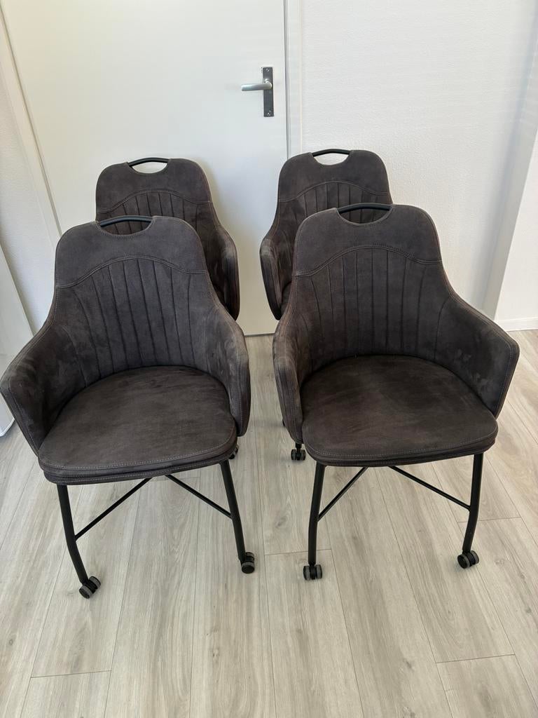 Vier zeer nette eetkamerstoelen, Ophalen, Zo goed als nieuw, Overige kleuren, Vier