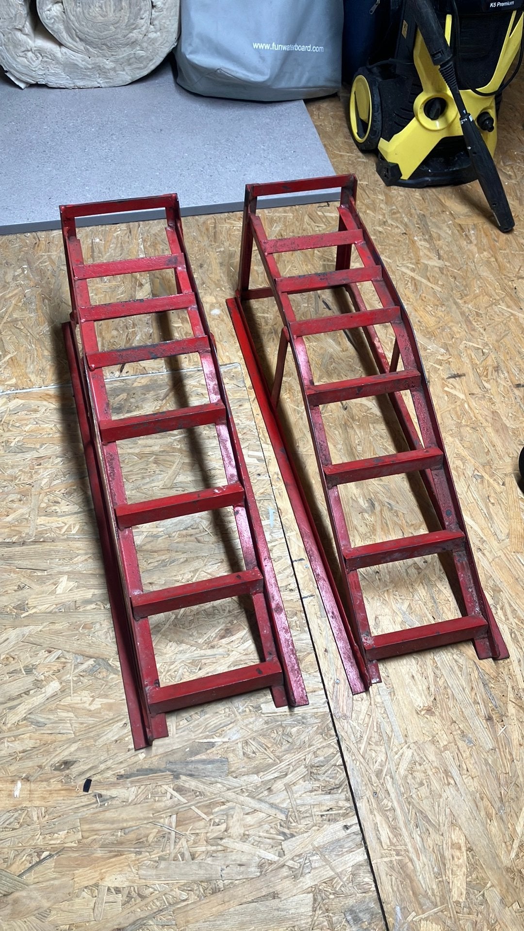 2x Oprijbok staal, Ophalen, Gebruikt, Manueel, Garagekrik