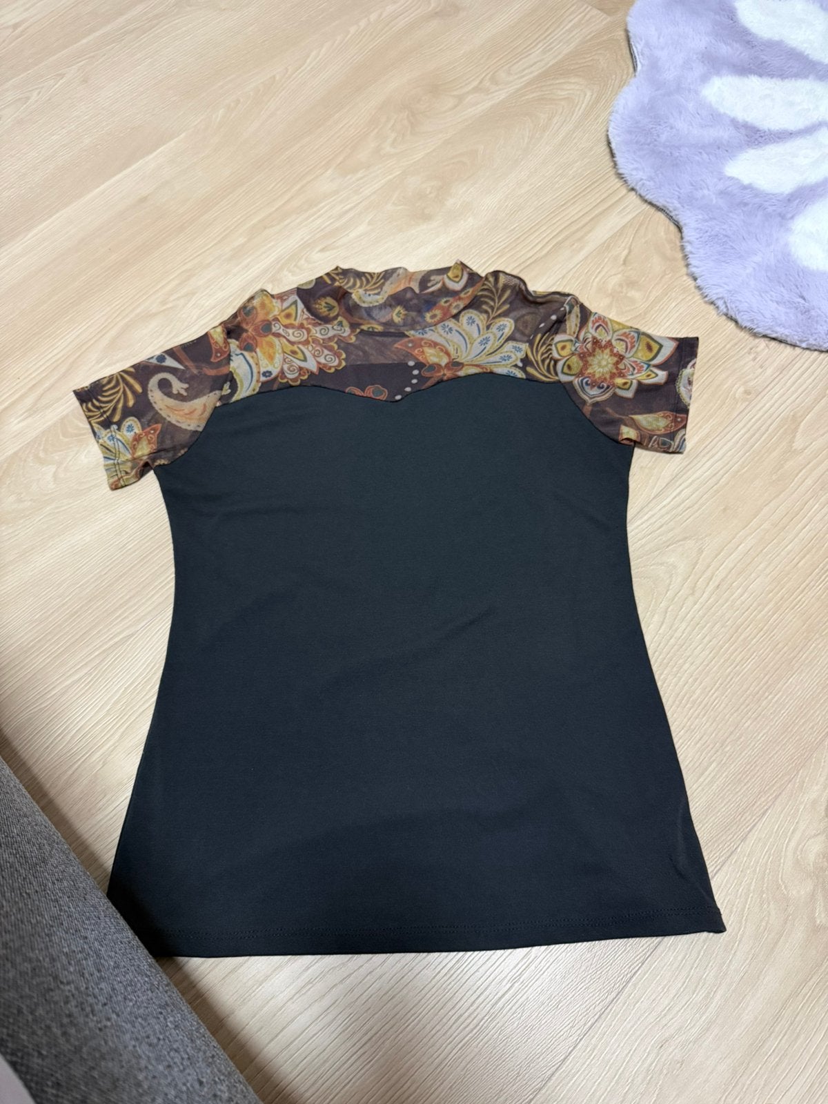Top Chastar maat L/XL, Kleding | Dames, Ophalen of Verzenden, Zo goed als nieuw, Zonder mouw