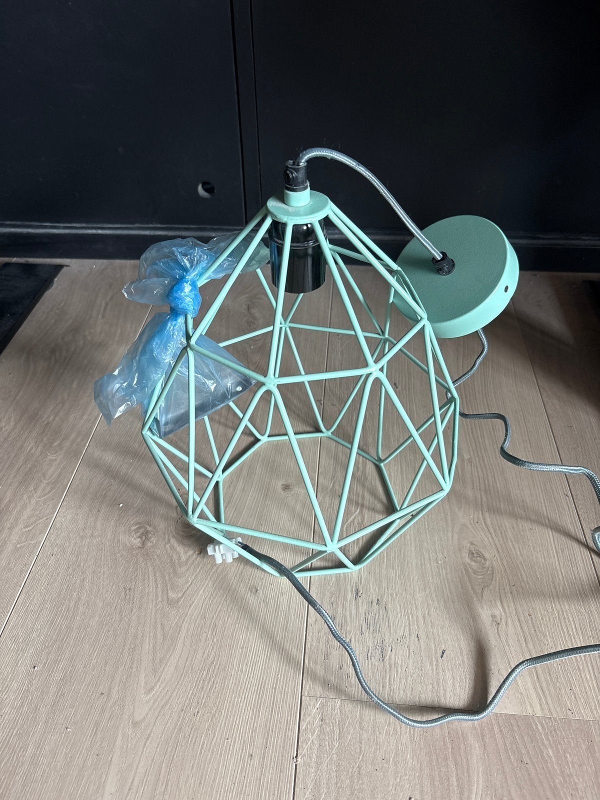 Moderne geometrische hanglamp - mintgroen, Ophalen of Verzenden, Zo goed als nieuw, Metaal