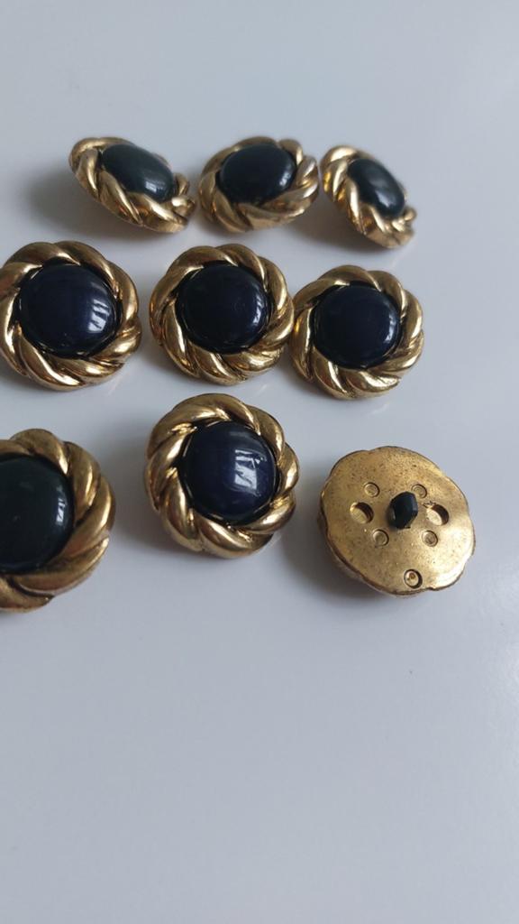 Te koop negen knoopjes zwart/goud., Ophalen of Verzenden