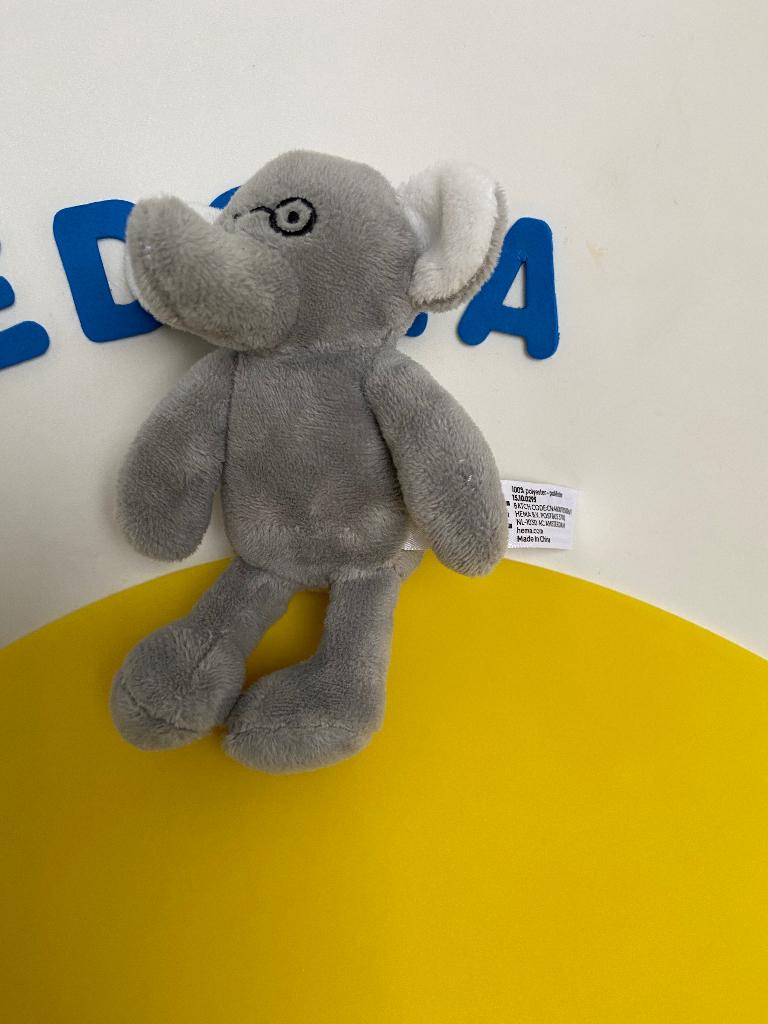 305 hema olifant olifantje grijs, Ophalen of Verzenden, Zo goed als nieuw, Overige typen