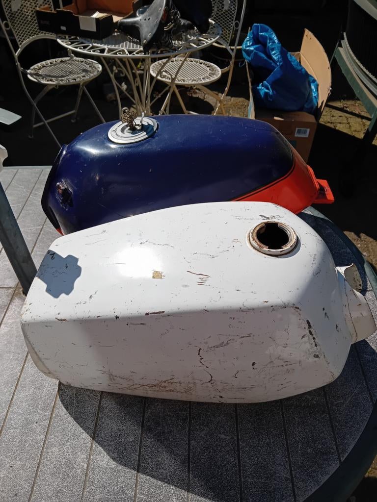 Te koop bromfiets tanken, Ophalen of Verzenden, Tank, Overige merken