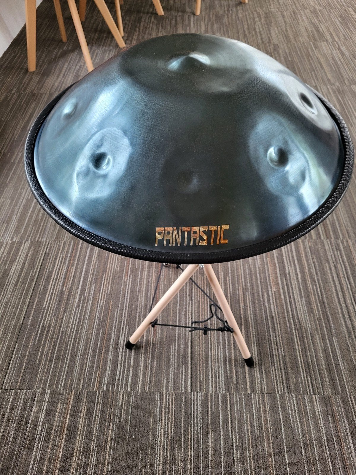 handpan met onderstel en draagzak, Muziek en Instrumenten, Ophalen, Zo goed als nieuw, Melodische percussie