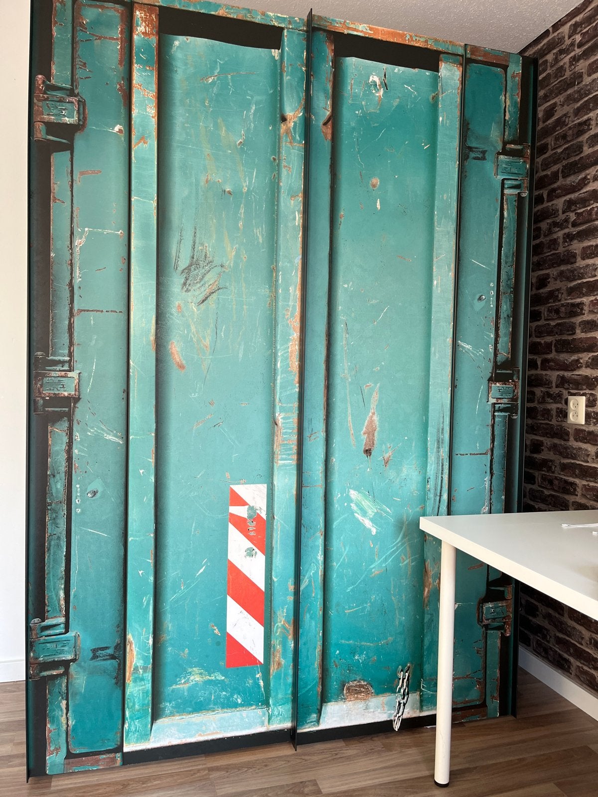 Stoere kledingkast met schuifdeuren - Container design, Ophalen, 100 tot 150 cm, 200 cm of meer, Zo goed als nieuw