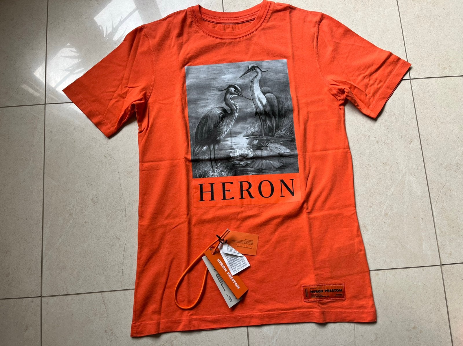 Heron preston shirt oranje mt. Xs (S/M) Origineel, Kleding | Heren, Ophalen of Verzenden, Zo goed als nieuw, Maat 46 (S) of kleiner