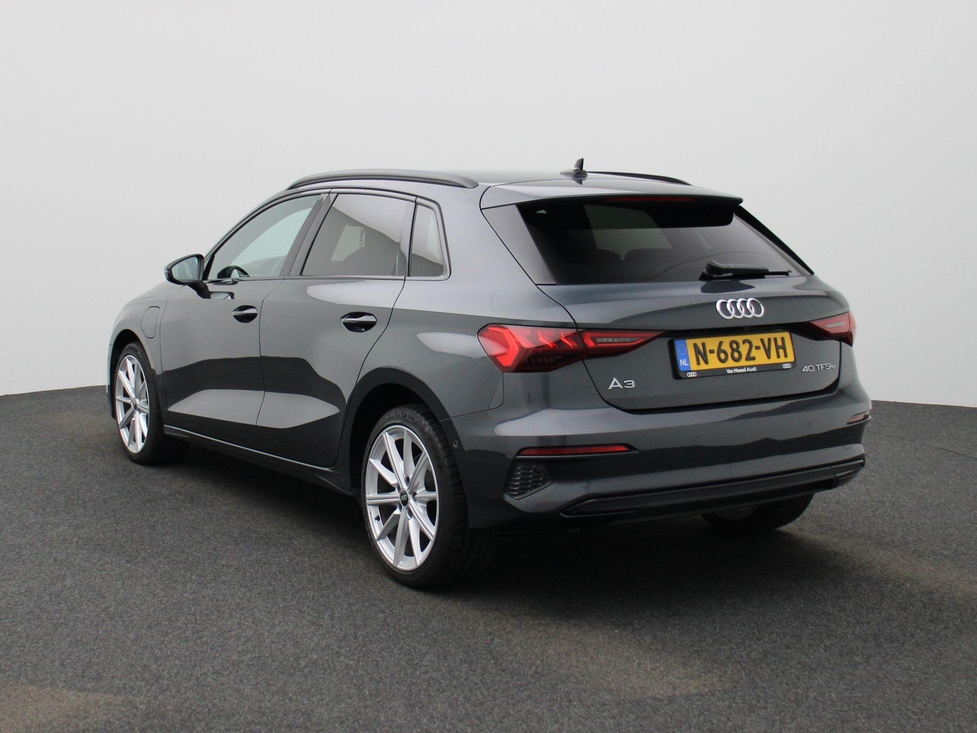 Audi A3 40 TFSI e Business edition | AUTOMAAT | CAMERA | VIR, Auto's, 12 maanden, Stof, Gebruikt, 4 cilinders