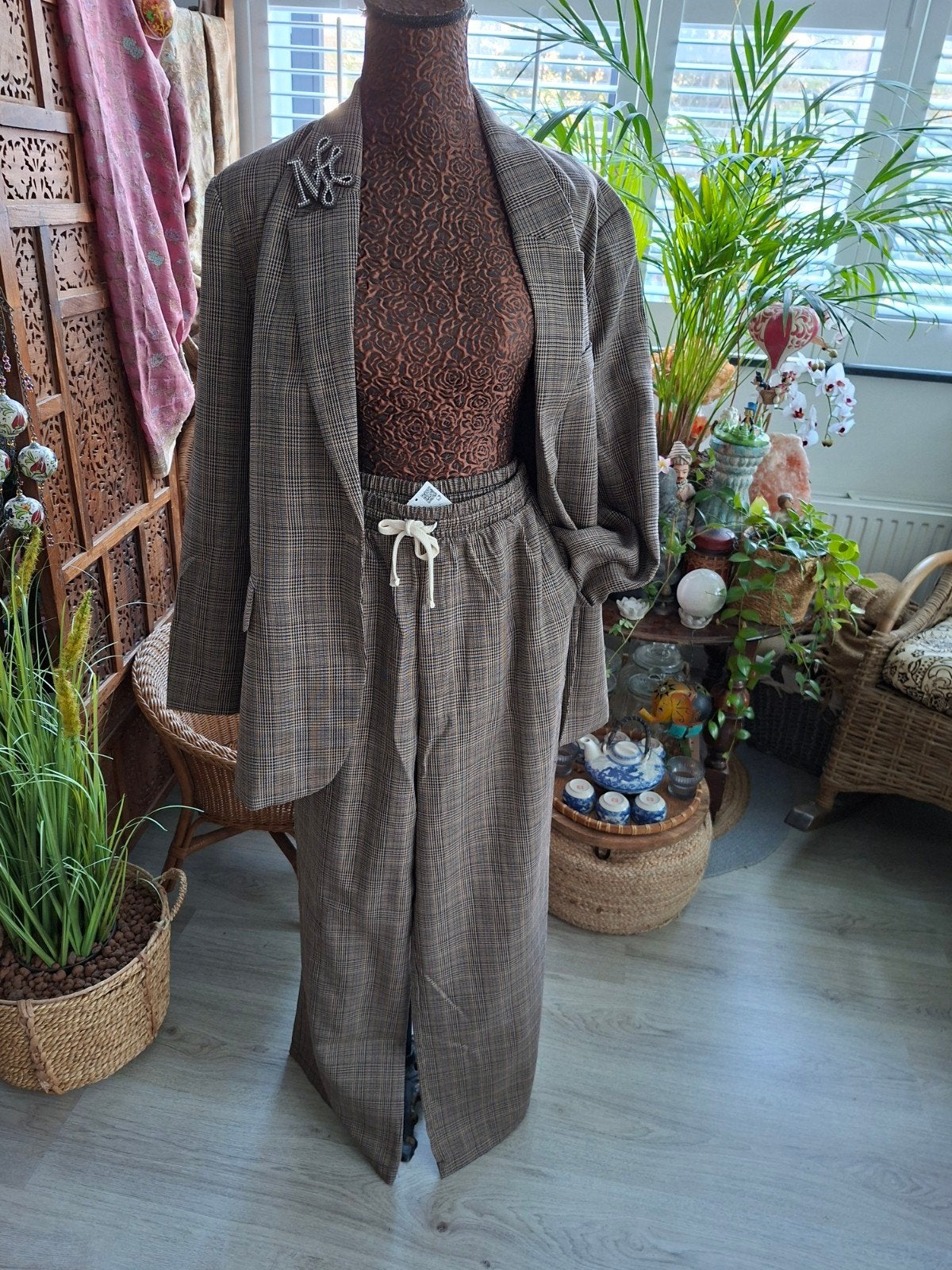 Nieuw+kaartje!HEMA/Prachtig stijlvol 2 delig-pak past mt M&L, Kleding | Dames, Hema, Ophalen of Verzenden, Nieuw, Kostuum of Pak