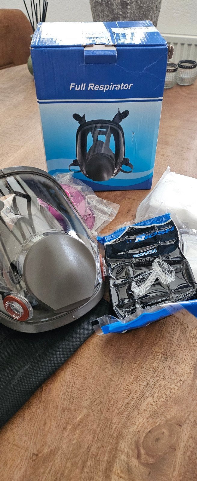 Volgelaatsmasker met filters - Nieuw in doos, Doe-het-zelf en Verbouw, Adembescherming, Ophalen of Verzenden, Nieuw, Volgelaatsmaskers